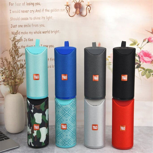 Portable wireless audio device for smartphones