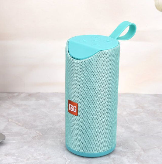 Portable wireless audio device for smartphones